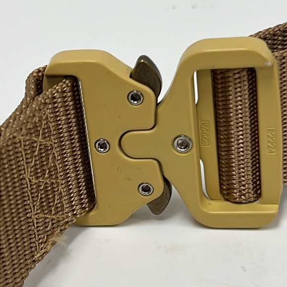 NWOT Adjustable Fusion Tactical Belt - Picture 3 of 6